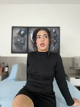 Odett Khastoff online show from 04-12-26, 01:16
