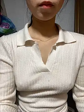 Snapshot of -Tini- chatting on 04-01-26, 02:25 -Tini- online show from 04-01-26, 02:25