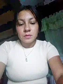 Snapshot of karo_cute chatting on 06-19-26, 06:12 karo cute online show from 06-19-26, 06:12