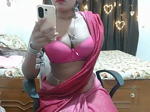 Snapshot of Piyu_x chatting on 06-16-26, 06:10 Piyu x online show from 06-16-26, 06:10