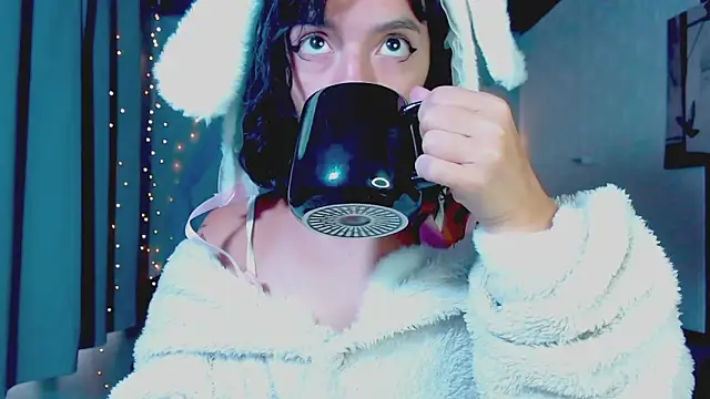 LannieGonzales online show from 04-08-26, 12:49