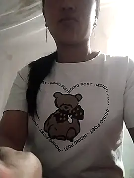 Lisa-aa online show from 04-23-26, 12:51