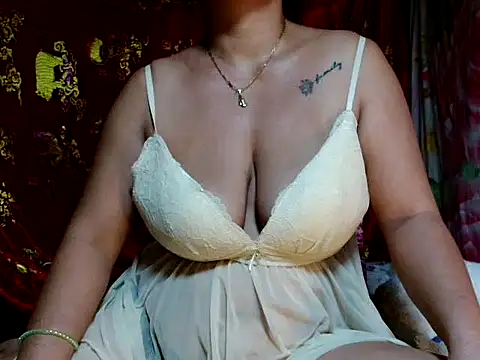 Snapshot of HornyHot_Asian chatting on 05-10-26, 09:31 HornyHot Asian online show from 05-10-26, 09:31