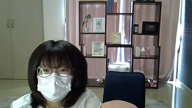 Snapshot of 2026mana chatting on 04-02-26, 01:47 2026mana online show from 04-02-26, 01:47