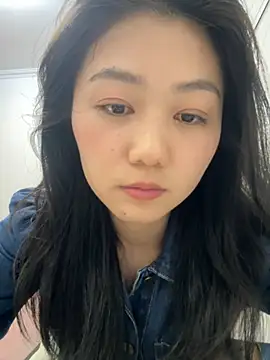 Snapshot of Shanshan_1267 chatting on 04-25-26, 01:41 Shanshan 1267 online show from 04-25-26, 01:41