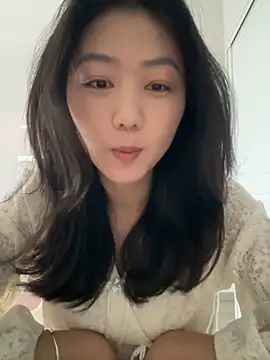 Snapshot of Shanshan_1267 chatting on 04-27-26, 02:53 Shanshan 1267 online show from 04-27-26, 02:53