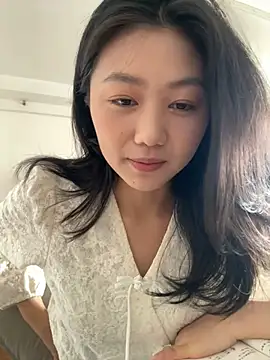 Snapshot of Shanshan_1267 chatting on 05-10-26, 02:06 Shanshan 1267 online show from 05-10-26, 02:06