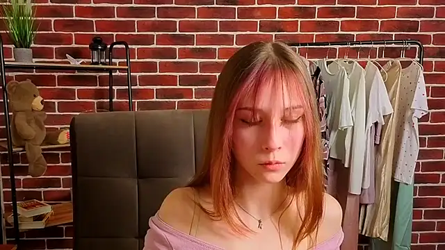 JudyyCarroll online show from 04-09-26, 02:00