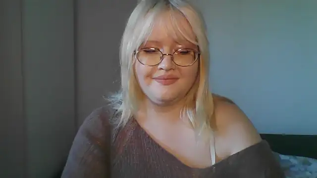 Snapshot of Elayne_Sweet chatting on 05-03-26, 06:08 Elayne Sweet online show from 05-03-26, 06:08
