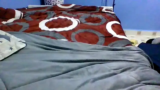 Snapshot of Thandiwe2003 chatting on 05-29-26, 05:05 Thandiwe2003 online show from 05-29-26, 05:05