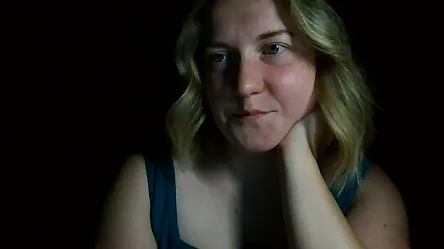 TinaKittyX online show from 05-16-26, 07:45