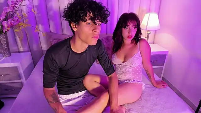 MiaAndFelim online show from 04-07-26, 01:55