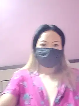 Bristy BigBoobs online show from 04-21-26, 02:04