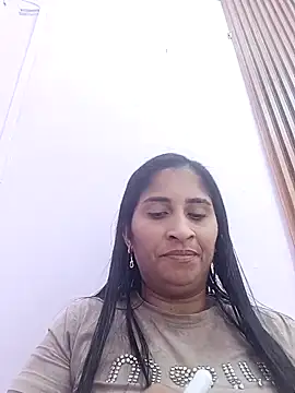 Snapshot of SofiaMendez1_ chatting on 04-15-26, 08:31 SofiaMendez1 online show from 04-15-26, 08:31