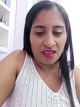 Snapshot of SofiaMendez1_ chatting on 04-30-26, 08:57 SofiaMendez1 online show from 04-30-26, 08:57