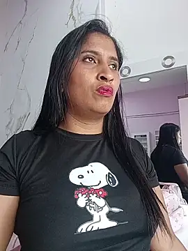 Snapshot of SofiaMendez1_ chatting on 05-20-26, 04:13 SofiaMendez1 online show from 05-20-26, 04:13