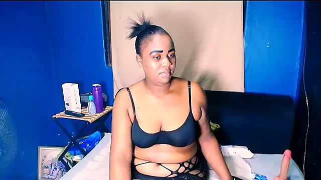 Ebonyskye69 online show from 06-12-26, 03:22