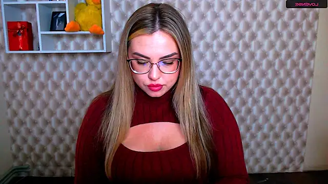 Snapshot of AminaSoul_ chatting on 05-14-26, 12:56 AminaSoul online show from 05-14-26, 12:56