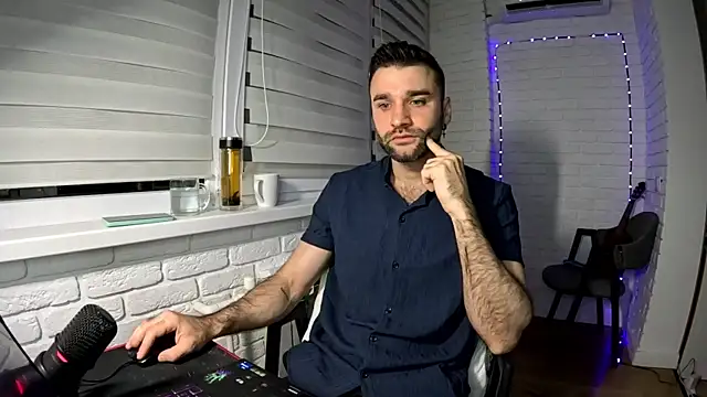 Snapshot of DaddySlava chatting on 04-11-26, 06:34 DaddySlava online show from 04-11-26, 06:34
