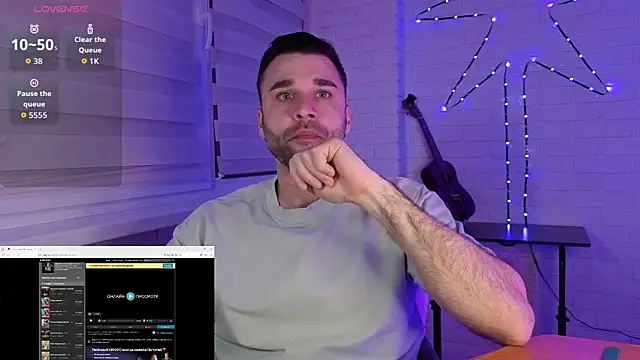 Snapshot of DaddySlava chatting on 05-17-26, 07:54 DaddySlava online show from 05-17-26, 07:54