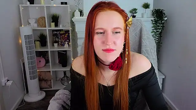 Snapshot of EvaBellea chatting on 04-18-26, 07:58 EvaBellea online show from 04-18-26, 07:58