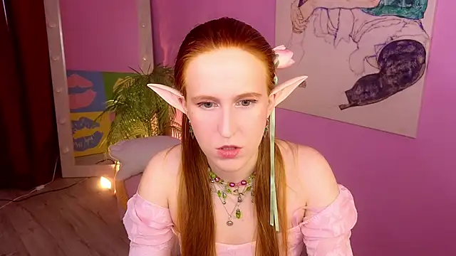 Snapshot of EvaBellea chatting on 05-12-26, 01:52 EvaBellea online show from 05-12-26, 01:52