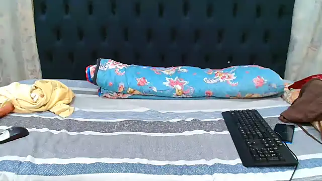SexiestChoc online show from 04-13-26, 03:28