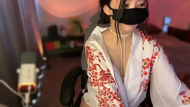 rin night online show from 04-11-26, 11:03