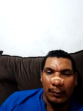 Snapshot of Cristiantx0909 chatting on 05-10-26, 02:39 Cristiantx0909 online show from 05-10-26, 02:39