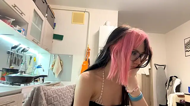 WifeAileen online show from 05-19-26, 07:31
