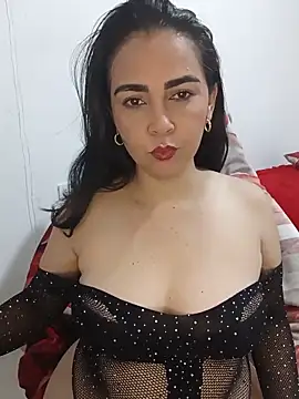 Snapshot of Emily_Divi69 chatting on 07-02-26, 02:44 Emily Divi69 online show from 07-02-26, 02:44
