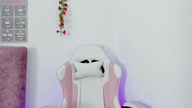 alisson boobs   online show from 05-15-26, 10:50