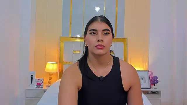 Snapshot of Alara_Keyy chatting on 04-24-26, 04:20 Alara Keyy online show from 04-24-26, 04:20