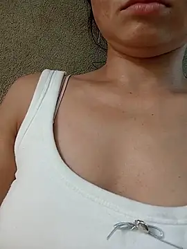 Tieuvy122 online show from 06-27-26, 10:53