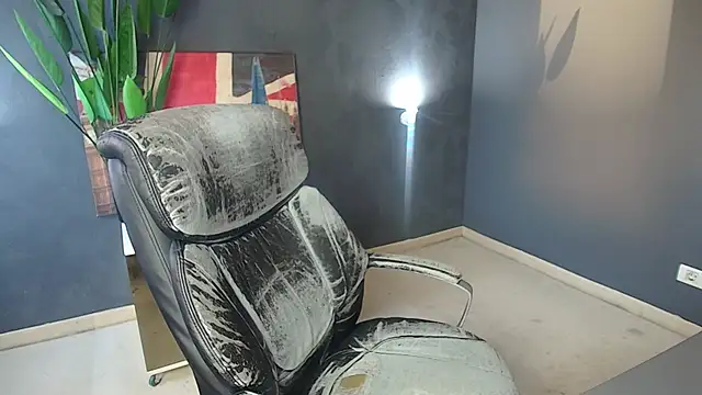 DaxGreer online show from 04-25-26, 04:04