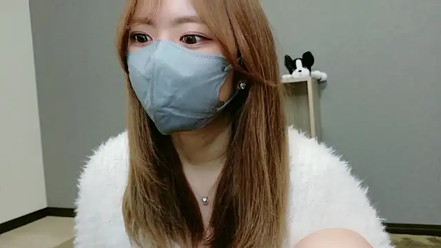 Snapshot of YUA_0425 chatting on 05-04-26, 10:11 YUA 0425 online show from 05-04-26, 10:11