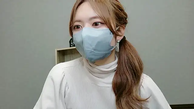 Snapshot of YUA_0425 chatting on 05-05-26, 05:54 YUA 0425 online show from 05-05-26, 05:54