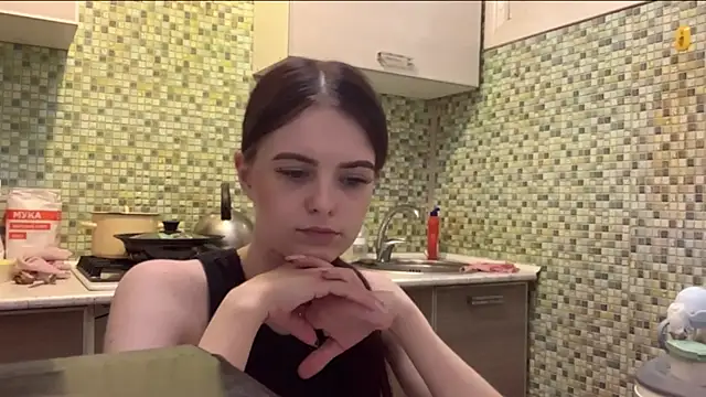 KikiAmino online show from 04-15-26, 07:58