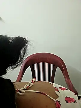 Snapshot of gshma200 chatting on 04-18-26, 07:07 gshma200 online show from 04-18-26, 07:07