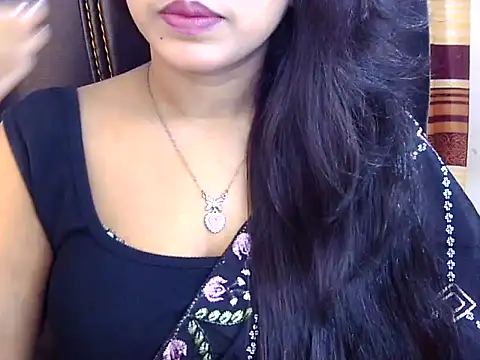 Noor Zarin online show from 04-27-26, 11:41