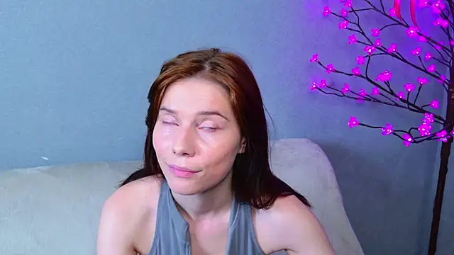 CleoBloom  online show from 06-26-26, 03:11