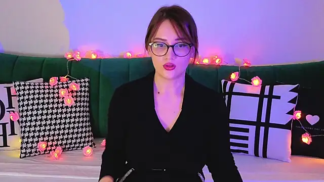 AdaEvanss online show from 06-07-26, 06:11