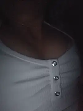 sara 41 online show from 06-18-26, 11:09