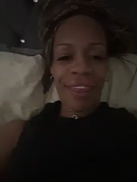 Rosie-B online show from 04-26-26, 01:09