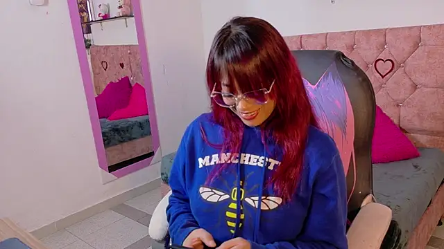 JessikaRabbiit online show from 04-21-26, 03:13