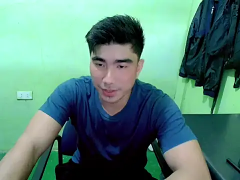 Snapshot of Hunkfireman chatting on 04-28-26, 01:04 Hunkfireman online show from 04-28-26, 01:04