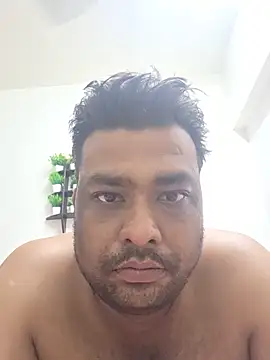 Snapshot of Meninmumbai chatting on 05-15-26, 08:05 Meninmumbai online show from 05-15-26, 08:05