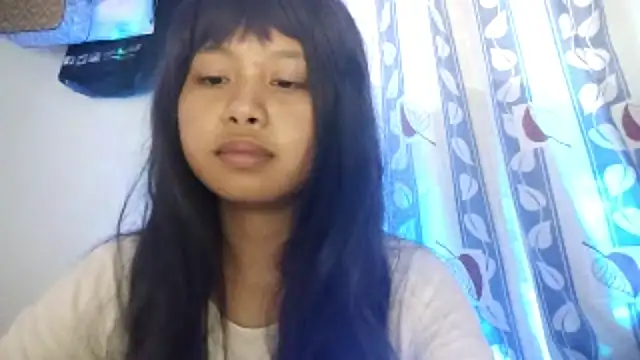 Snapshot of BethelScholnick chatting on 04-06-26, 01:23 BethelScholnick online show from 04-06-26, 01:23