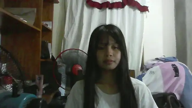 Snapshot of BethelScholnick chatting on 05-05-26, 10:34 BethelScholnick online show from 05-05-26, 10:34