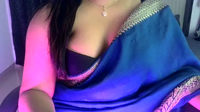 Rani 015 online show from 04-19-26, 06:10